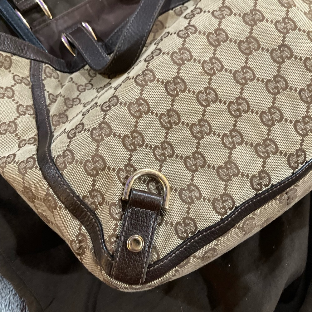 Authentic Vintage Gucci tote photos accurate - Picture 7 of 16